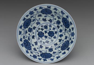 图片[3]-Stem bowl with underglaze-blue decoration of hibiscus scrolls, Hsuan-te reign (1426-1435), Ming dynasty-China Archive